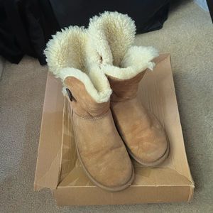 Ugg brown boots